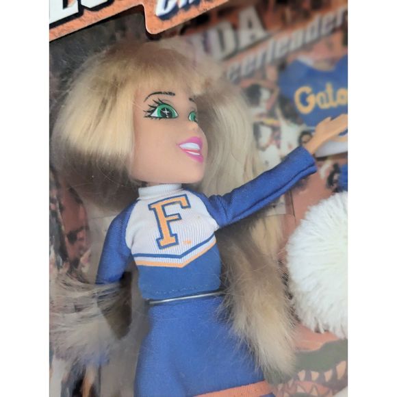 2002 Best Pals Florida Cheerleaders doll - Picture 5 of 9